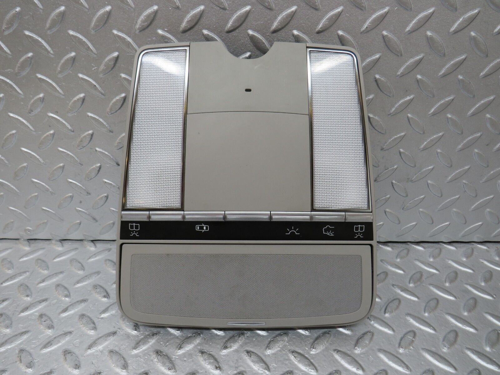 35195 Mercedes-Benz W221 Interior Dome Light Unit 2218708426