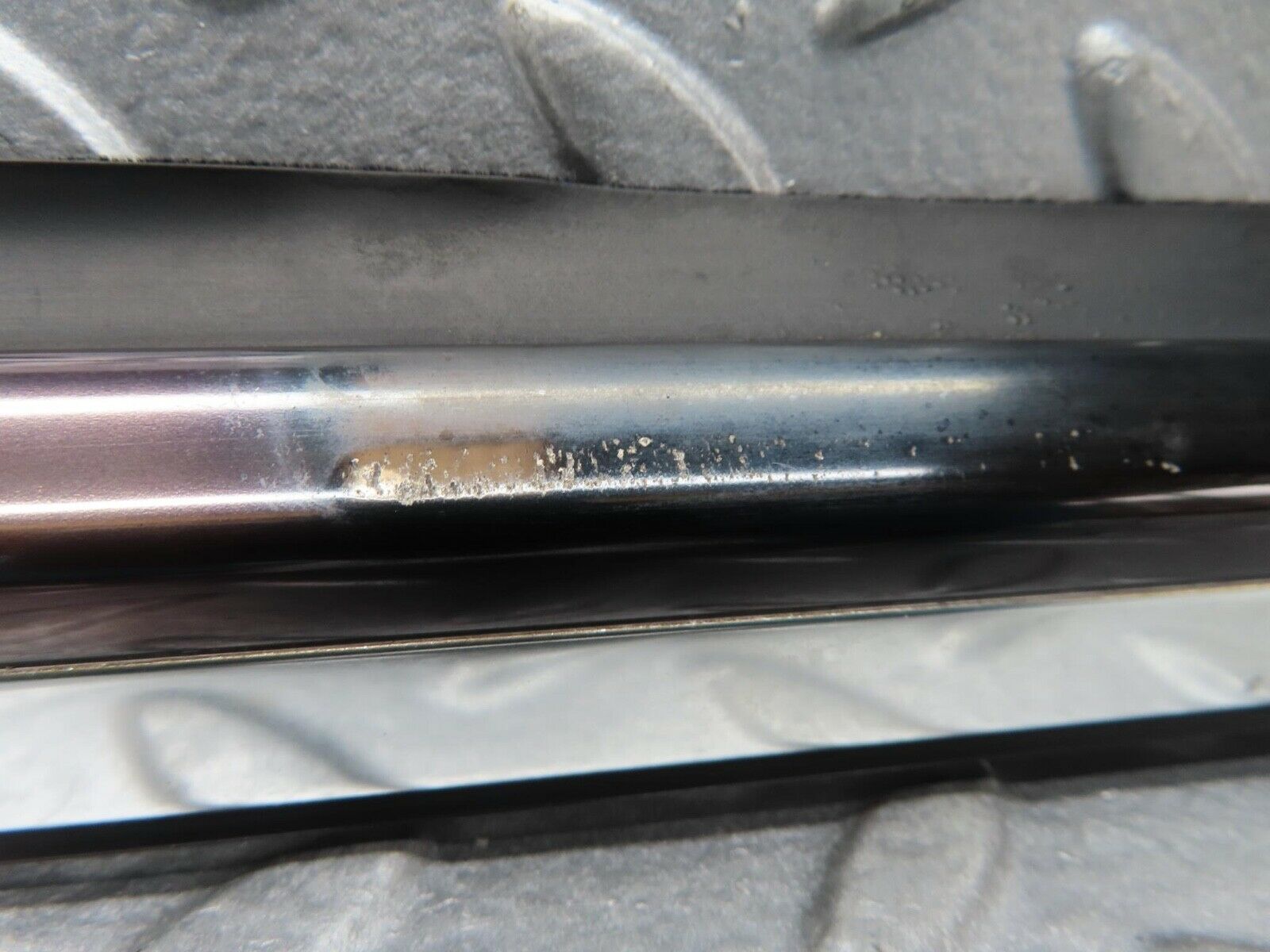 15192 Mercedes-Benz W140 S320 Front Right Door Chrome Moulding Trim