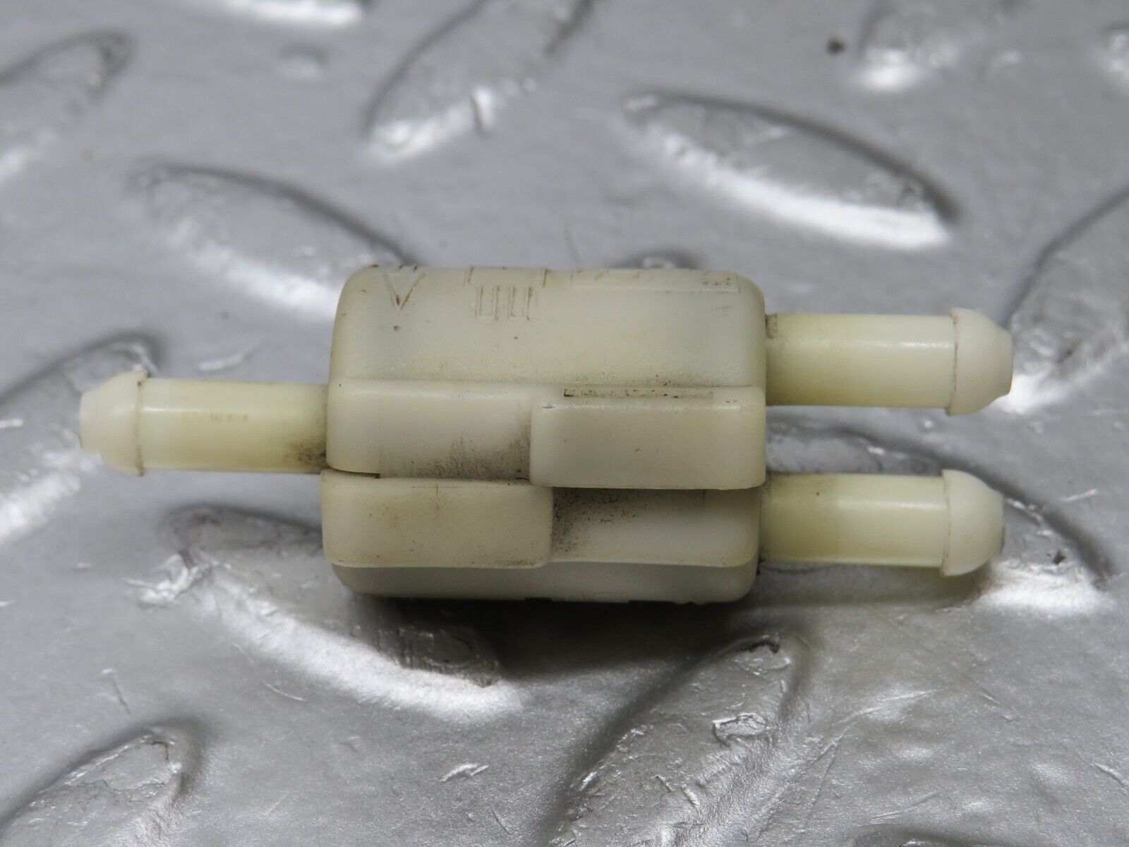 33667 Mercedes-Benz C123 230CE Coupe Windscreen Washer Fluid Distributor