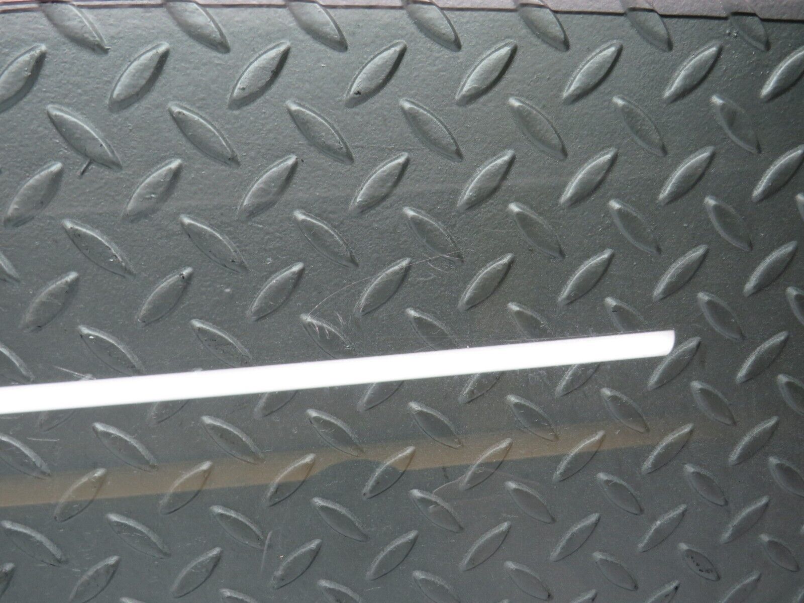 39070 Mercedes-Benz W201 190E 2.6L Front Left Door Window Glass