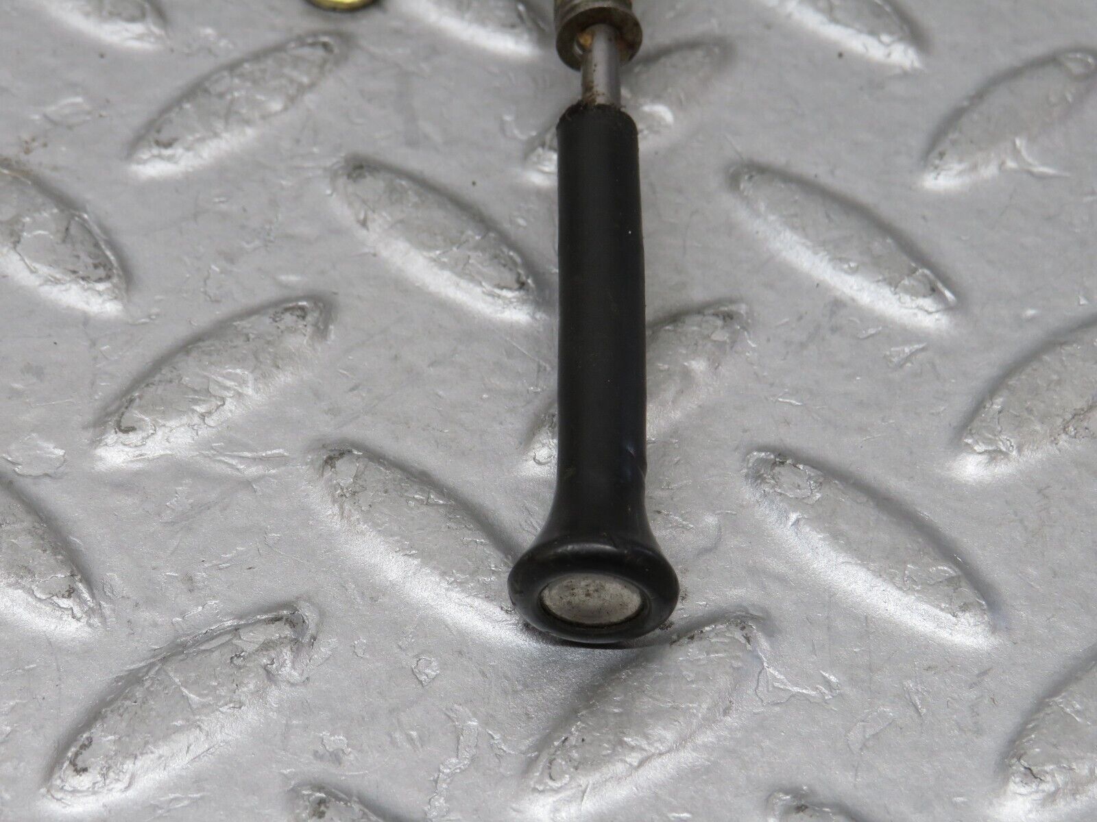 35749 Mercedes-Benz W108 Rear Left Door Lock Knob