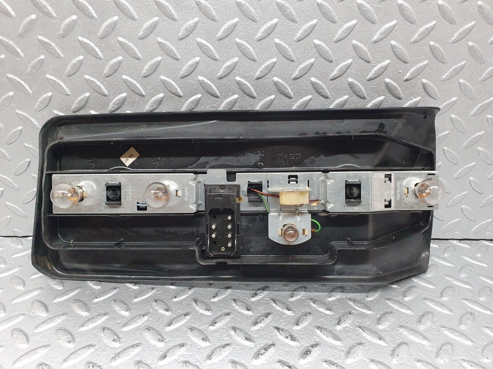 41162 Mercedes-Benz W126 300SE Tail Light & Bulb Holder Right Side