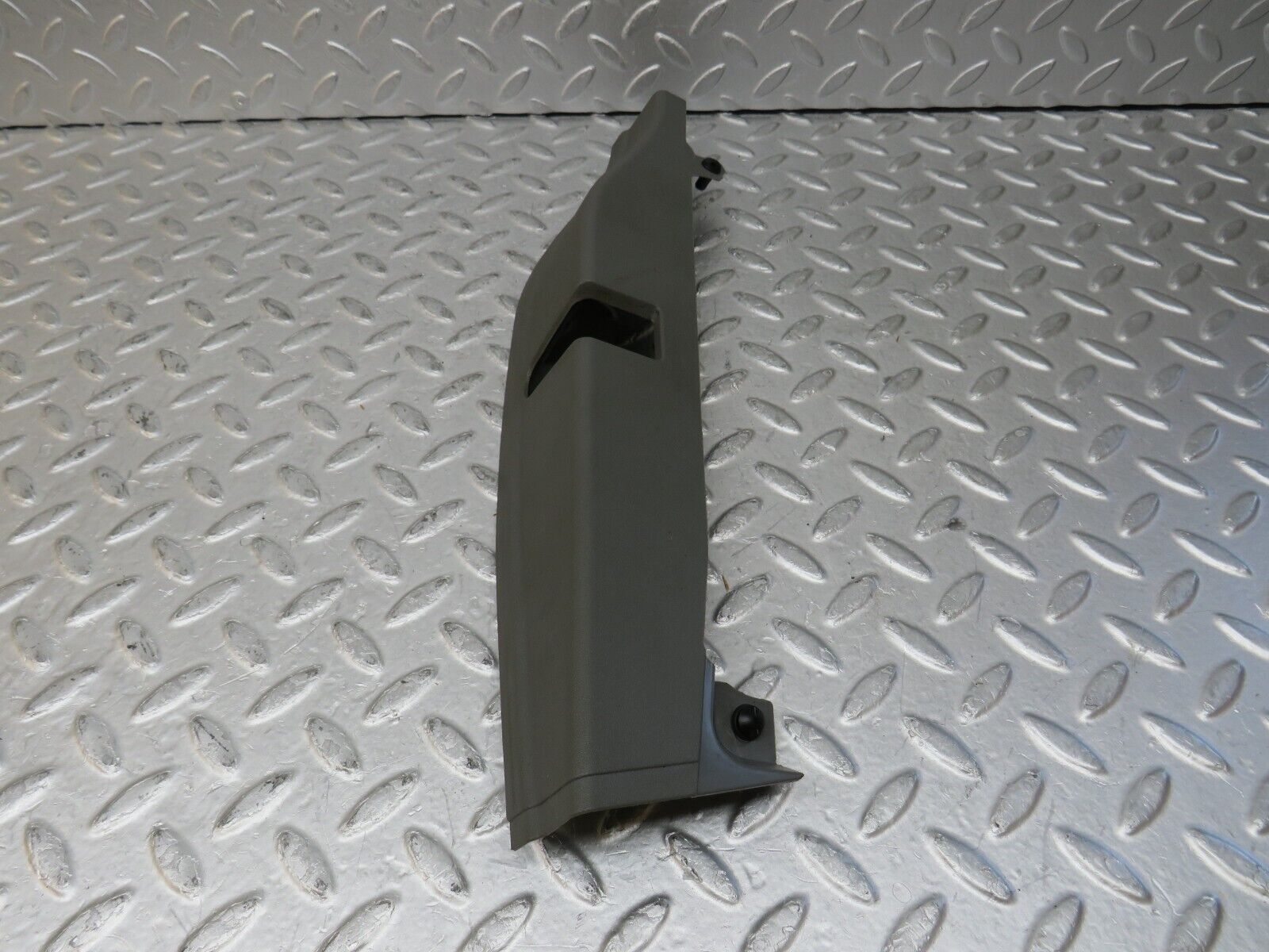 35213 Mercedes-Benz W221 Front Right Door Lock Cover 2217280256