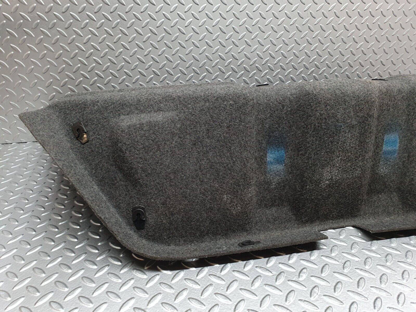 41566 Mercedes-Benz W124 200E Boot Lid Inner Cover