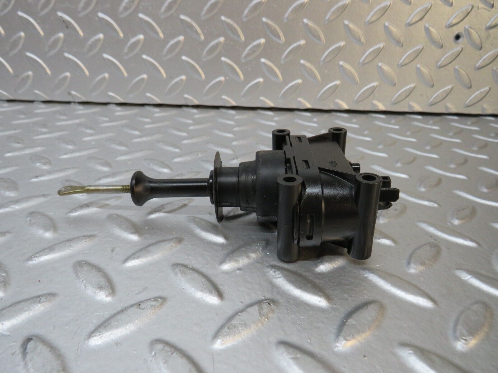 30277 Mercedes-Benz W124 230E Door Lock Vacuum Actuator Rear Left