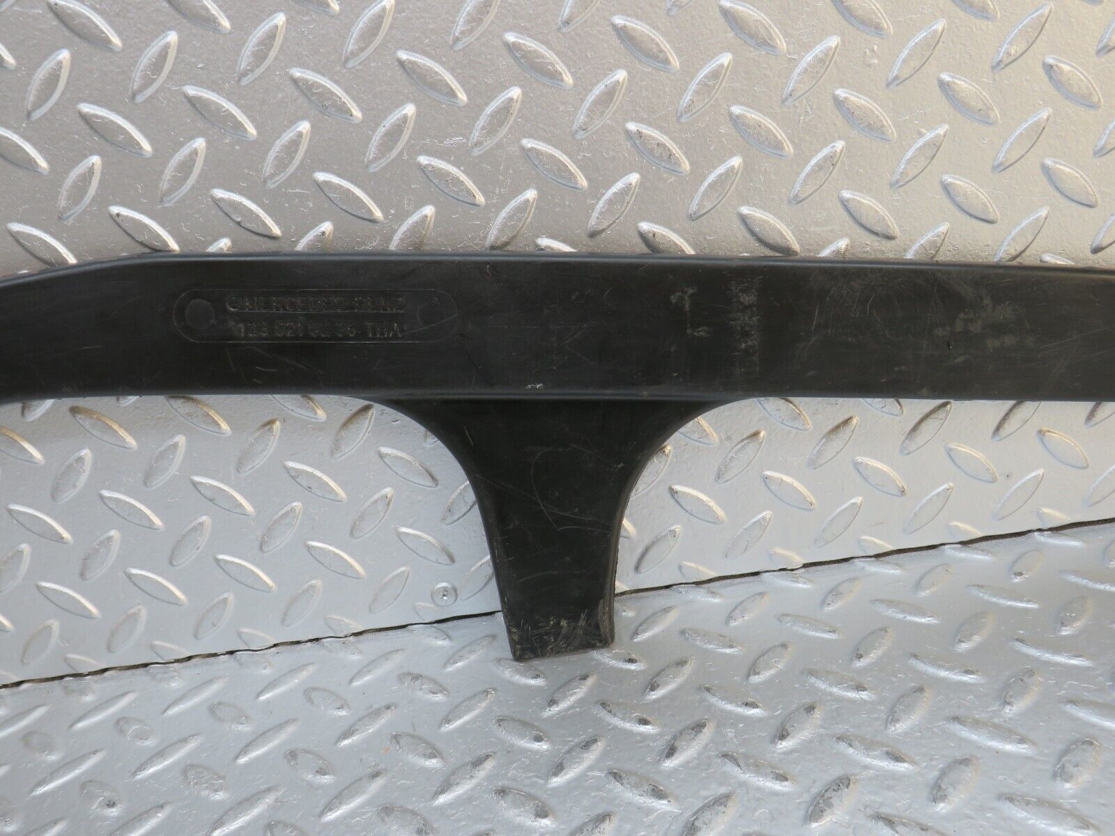 0458 Mercedes-Benz W123 230E Cable Channel Cover 1238210236