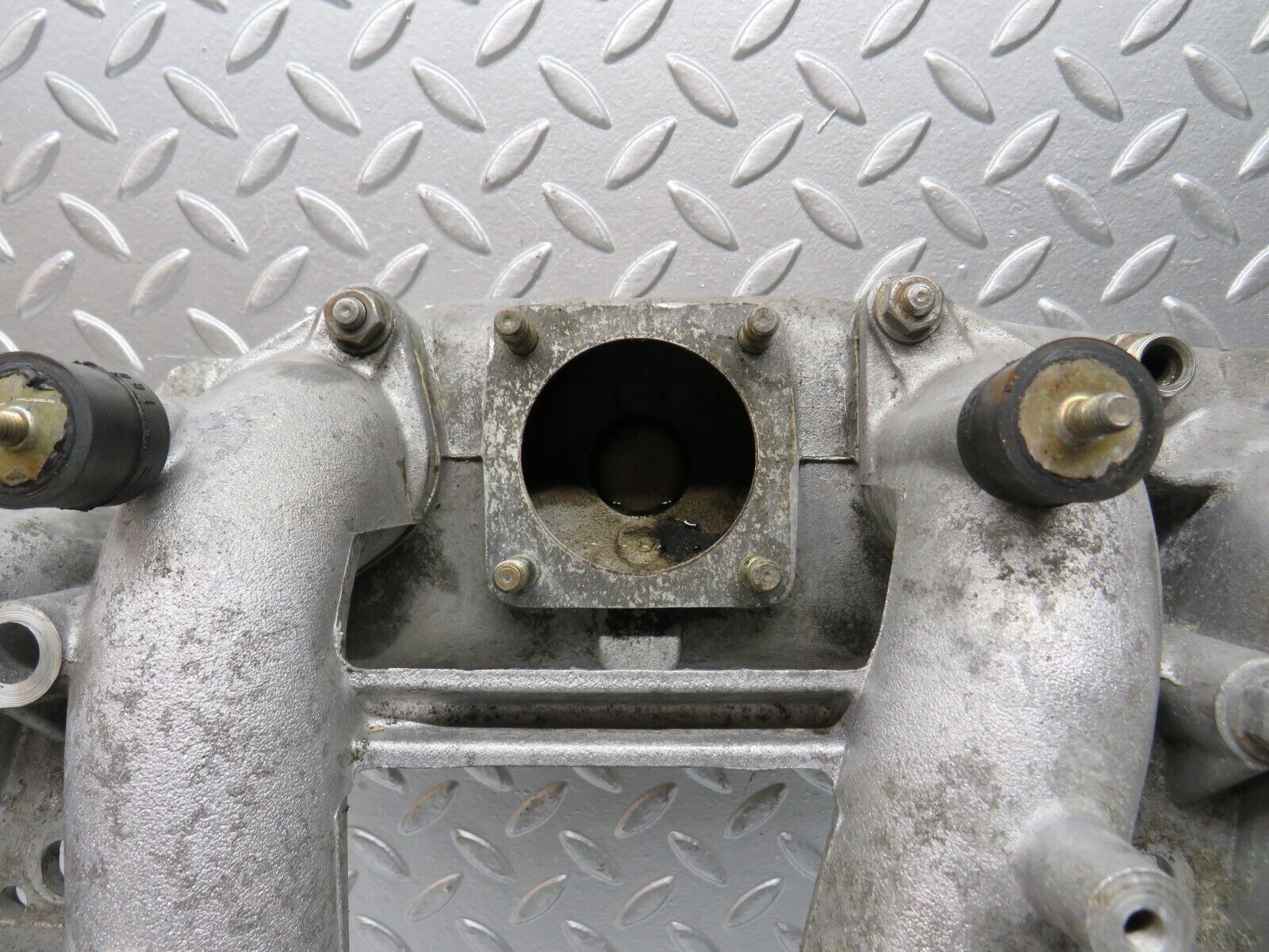 29878 Mercedes-Benz W123 230E Intake Manifold 1021410301