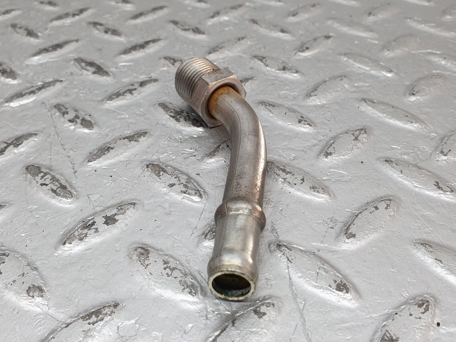 41241 Mercedes-Benz W126 300SE Power Steering Hose Pipe