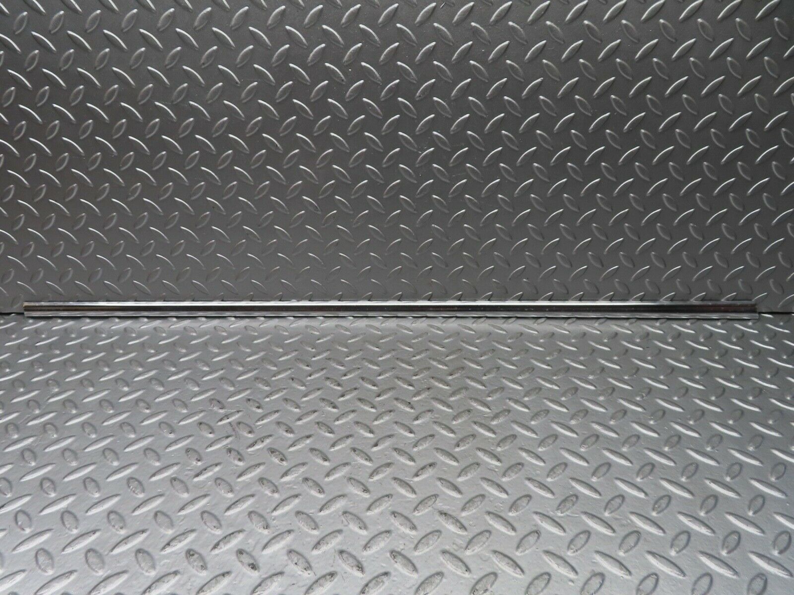 21041 Mercedes-Benz W123 230E Rear Left Door Chrome Moulding Trim