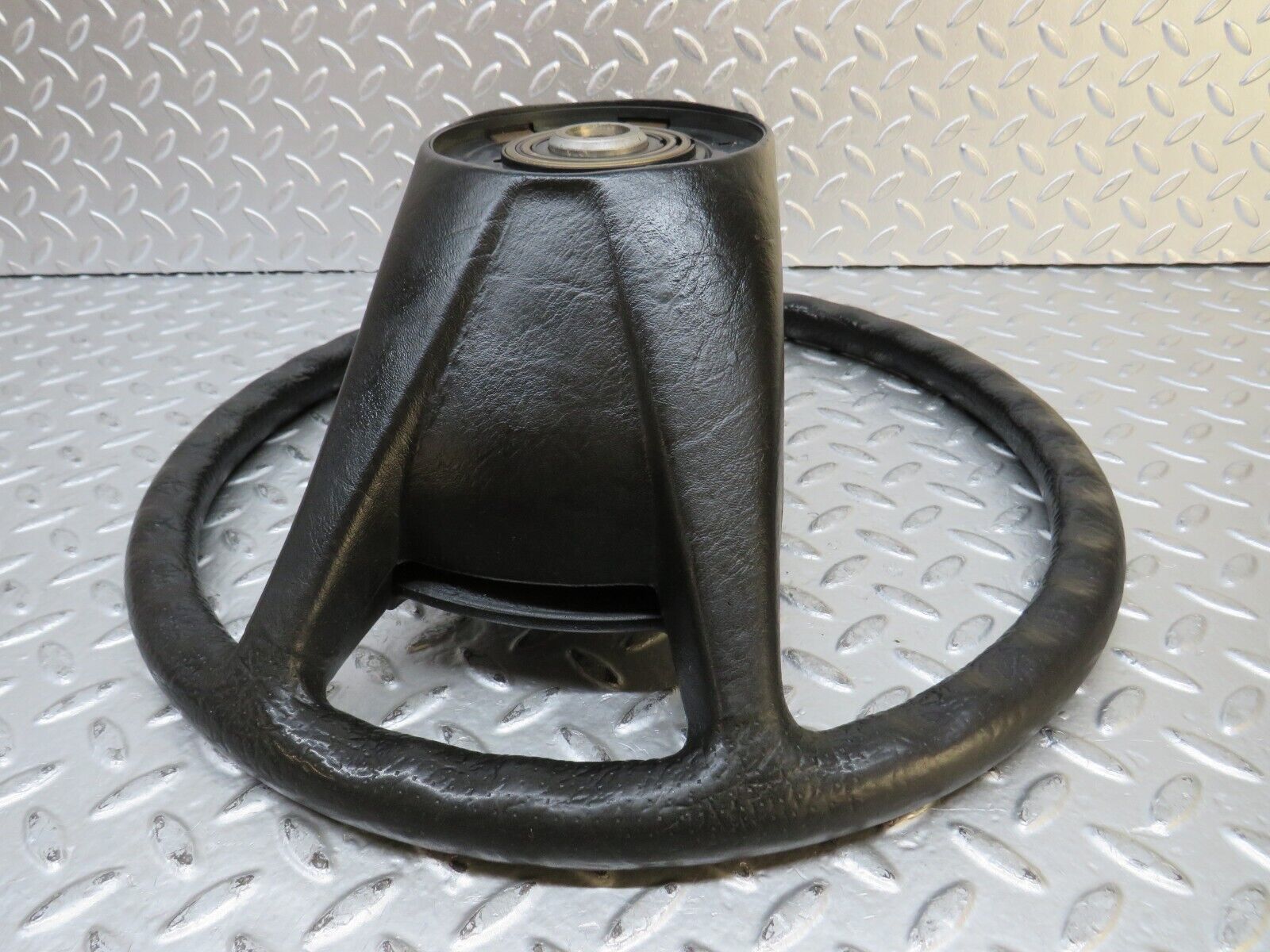 28245 Mercedes-Benz S123 240D Wagon Steering Wheel 1264640017