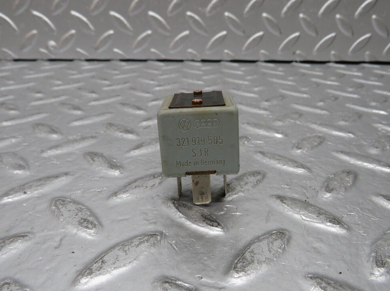 30089 Porsche 924 Multi Purpose Relay 321919505