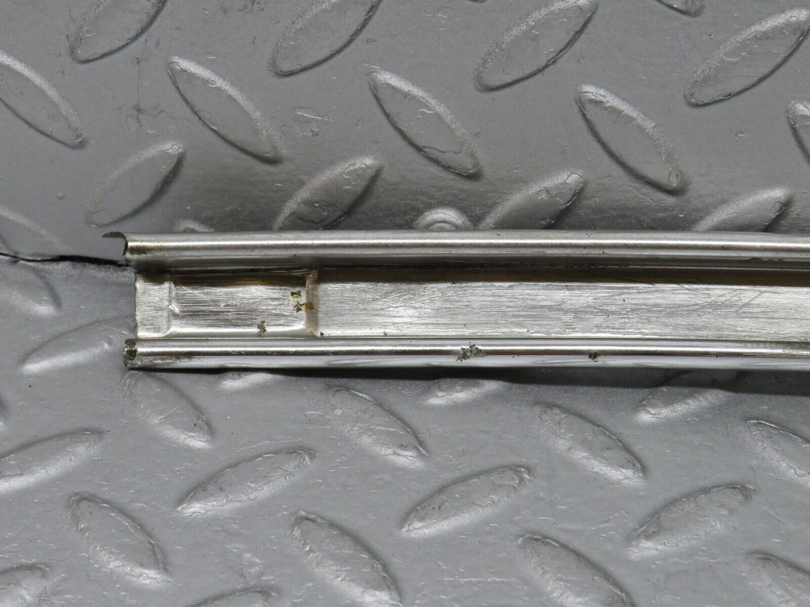 35802 Mercedes-Benz W108 Front Left Door Chrome Window Channel