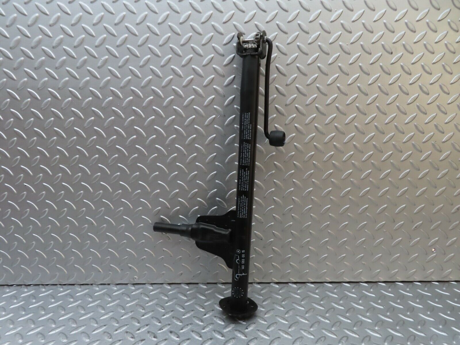 19647 Mercedes-Benz C140 CL420 Coupe Car Jack 1405830015