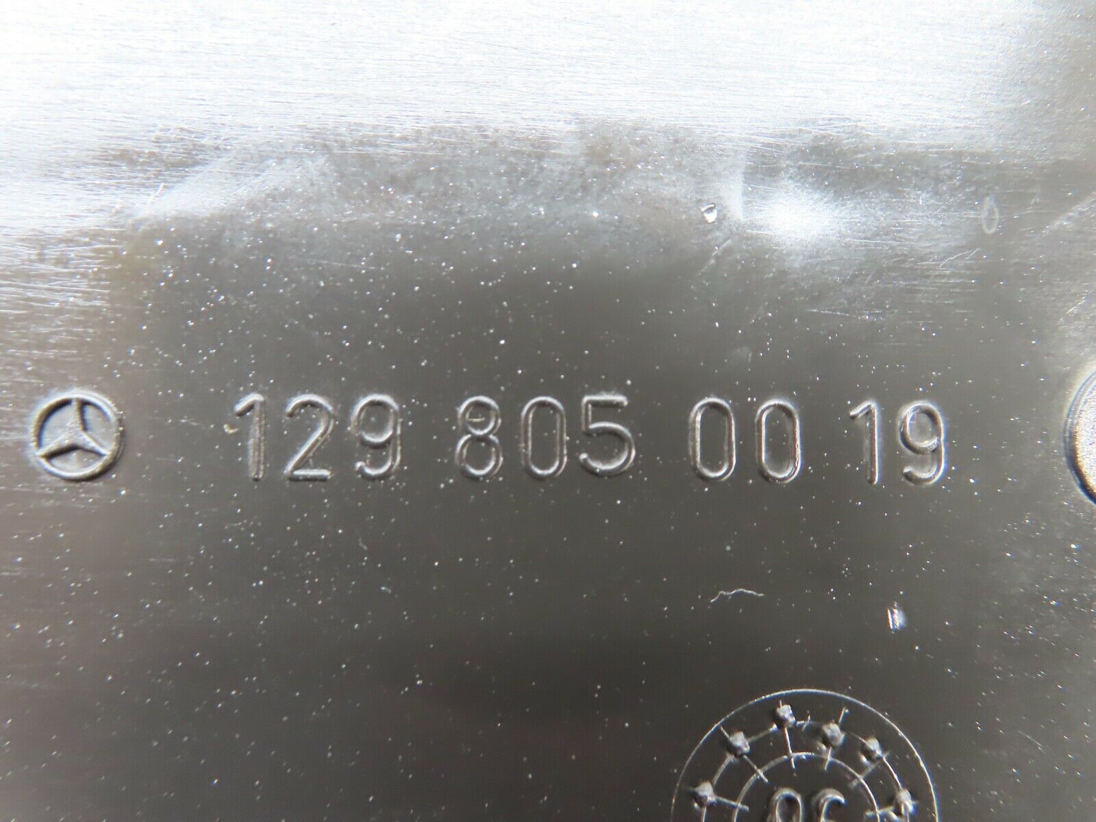 19323 Mercedes-Benz C140 CL420 Coupe Air Vacuum Expansion Tank 1298050019