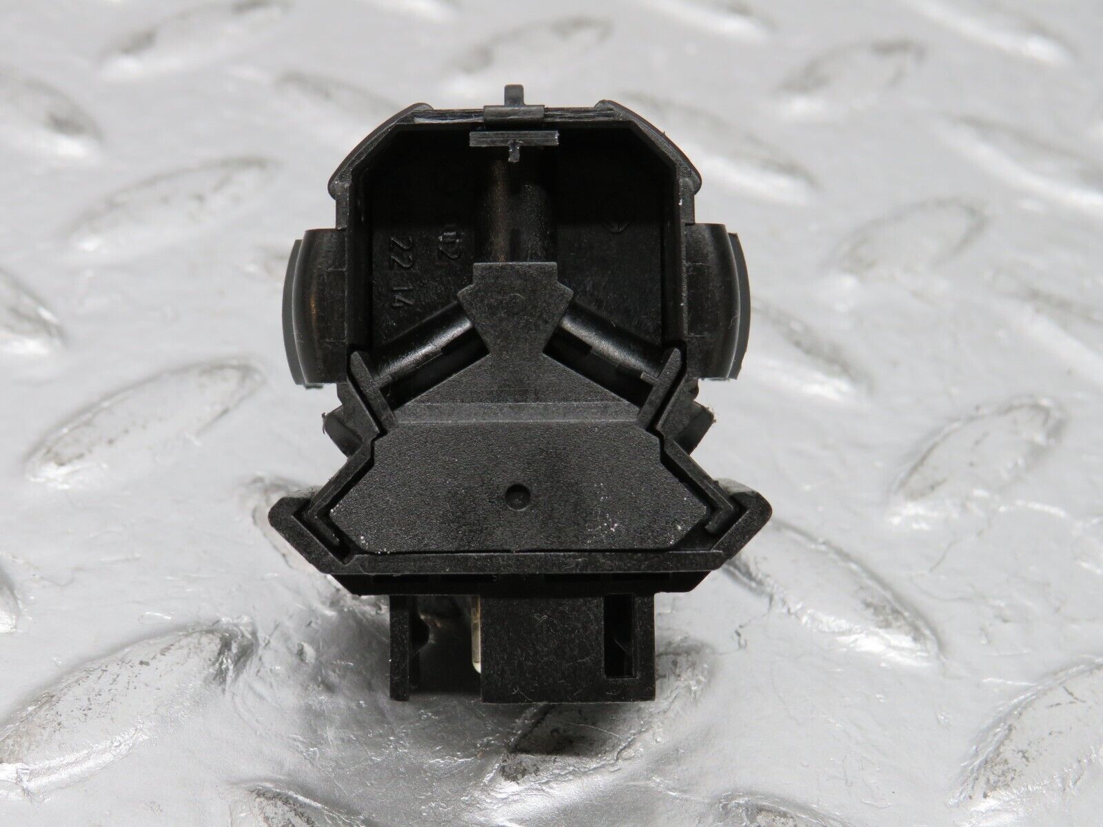 32609 Mercedes-Benz S124 300TE Wagon Kick Down Switch 0025452214