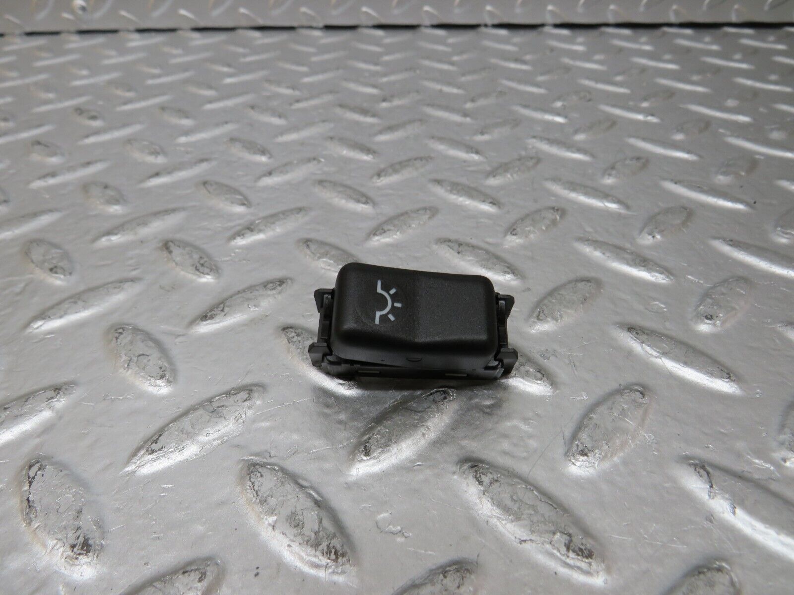 25813 Mercedes-Benz W124 280E Interior Dome Light Switch 1248209810