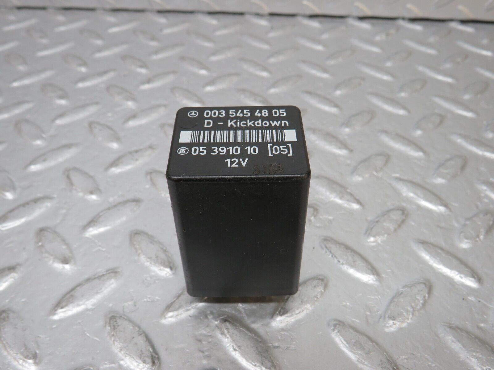 32741 Mercedes-Benz W124 Kickdown Control Unit Relay 0035454805