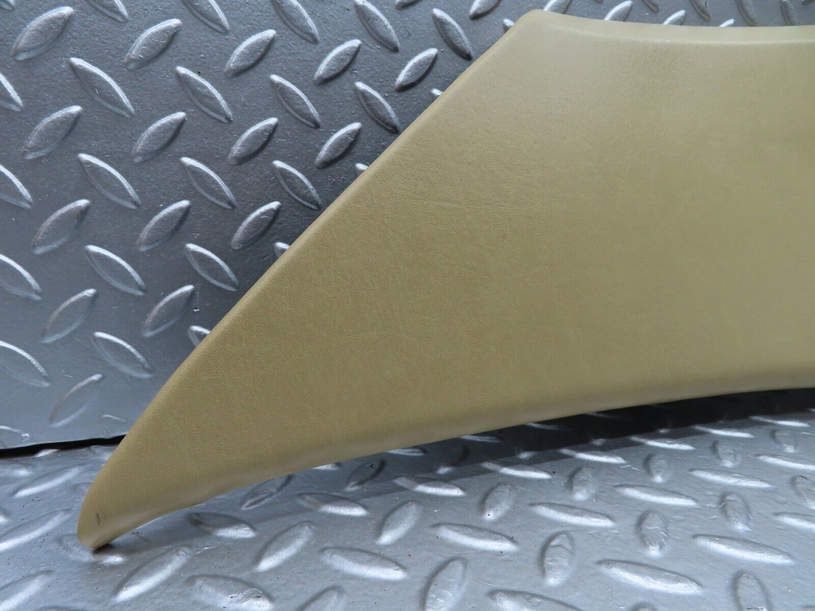 21048 Mercedes-Benz W123 230E C Pillar Cover Right Side Beige 1236900425