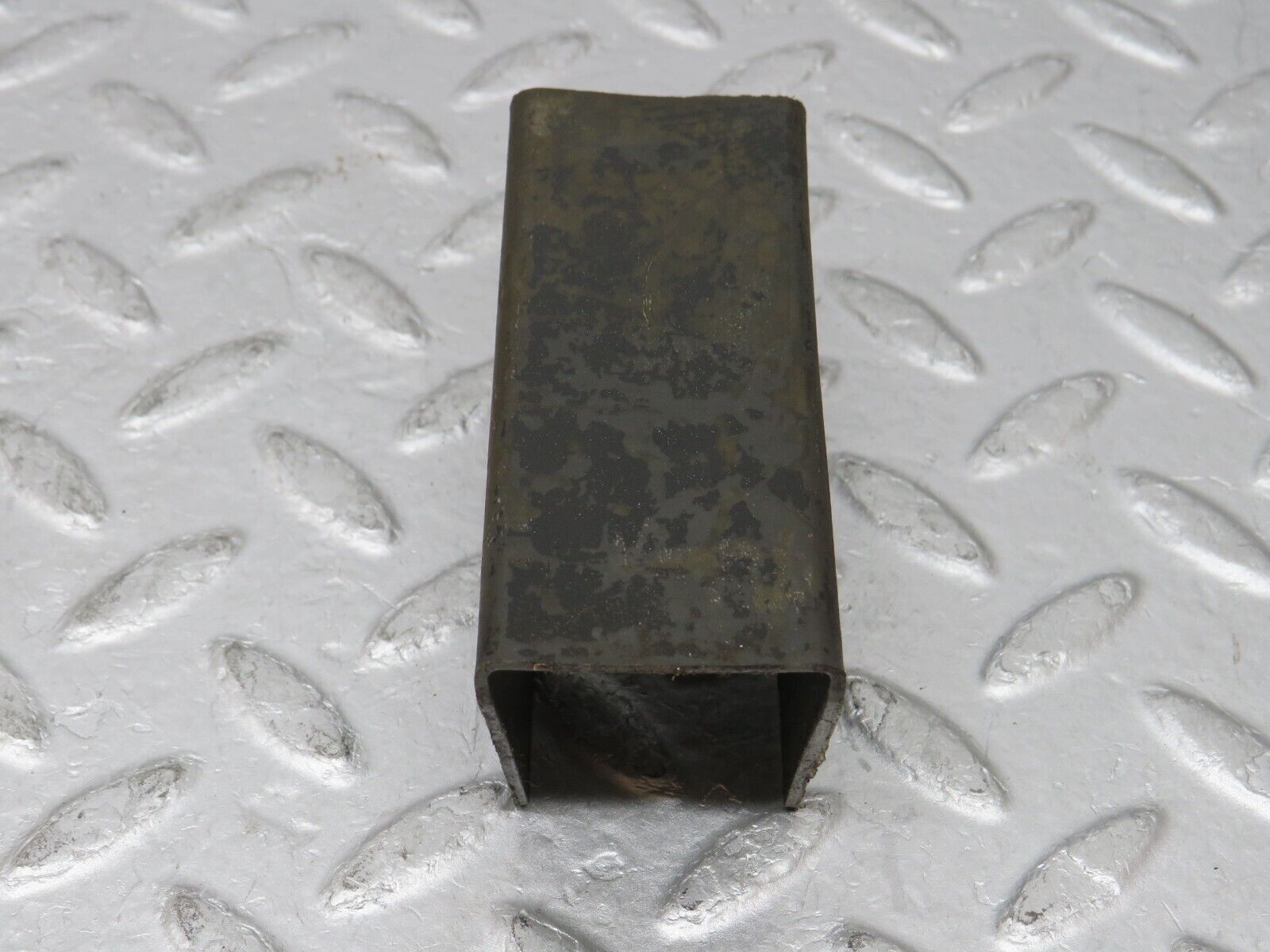 35722 Mercedes-Benz W108 Front Left Seat Rail Cover Trim 1089190420