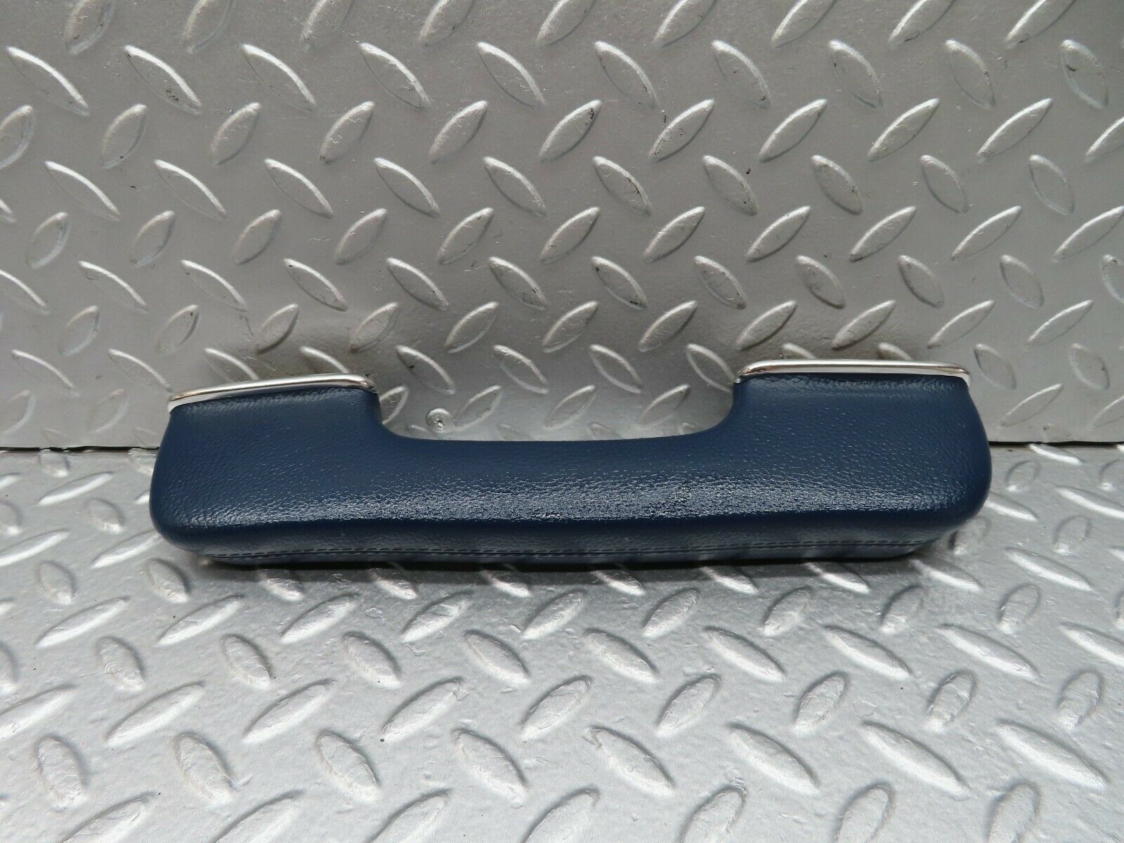 17911 Mercedes-Benz W123 200 Rear Right Interior Door Handle Blue 1239701201