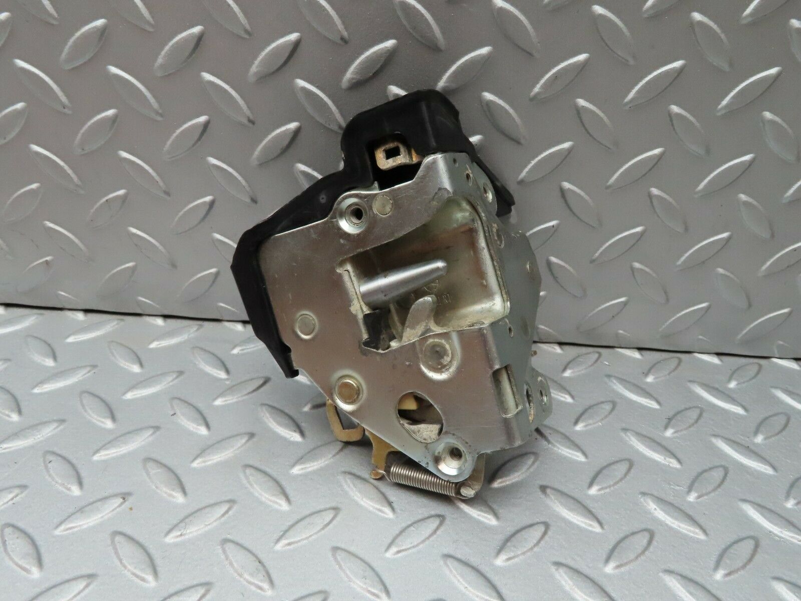 4314 Mercedes-Benz W123 230E Rear Left Door Lock Mechanism