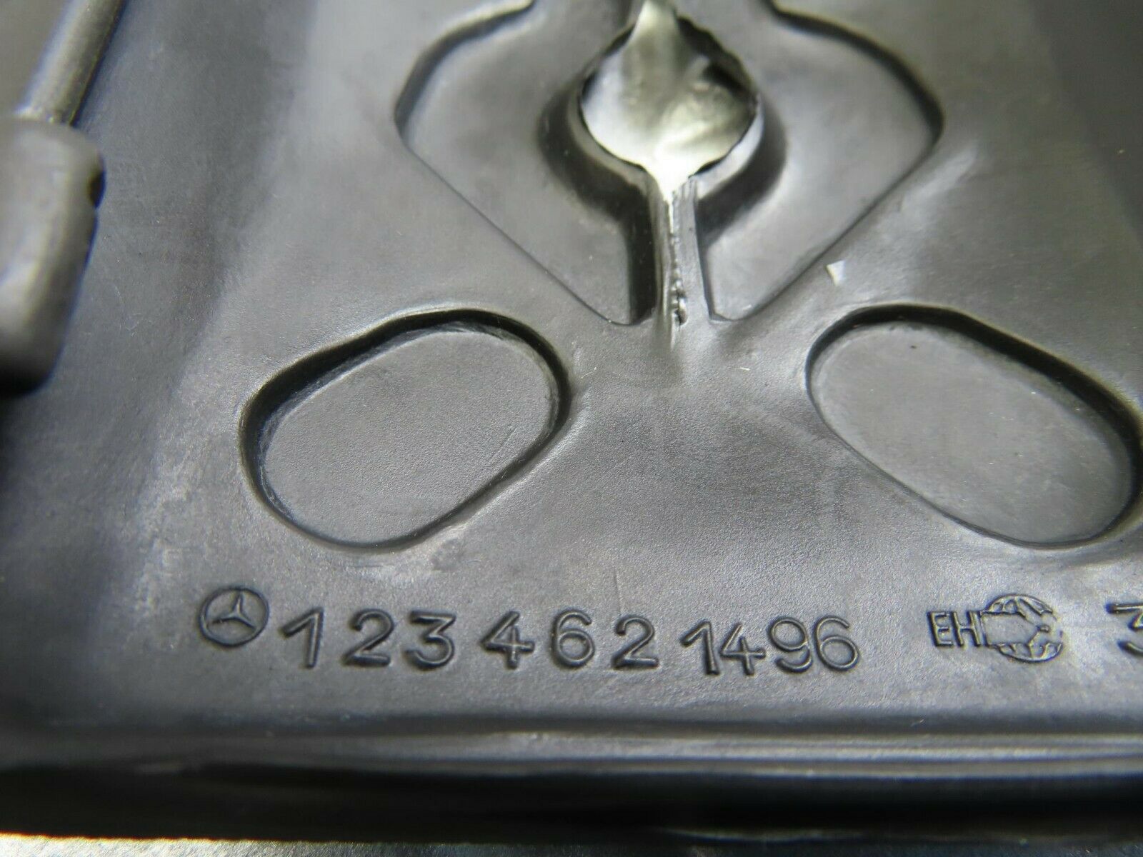 10108 Mercedes-Benz C123 230CE Coupe Steering Column Switch Cover 1234621496