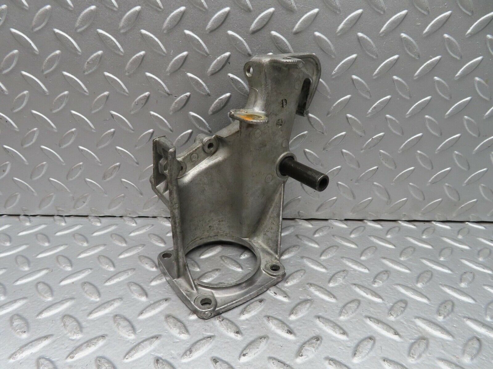 7018 Mercedes-Benz W123 230E Brake Pedal Bracket 1232900219