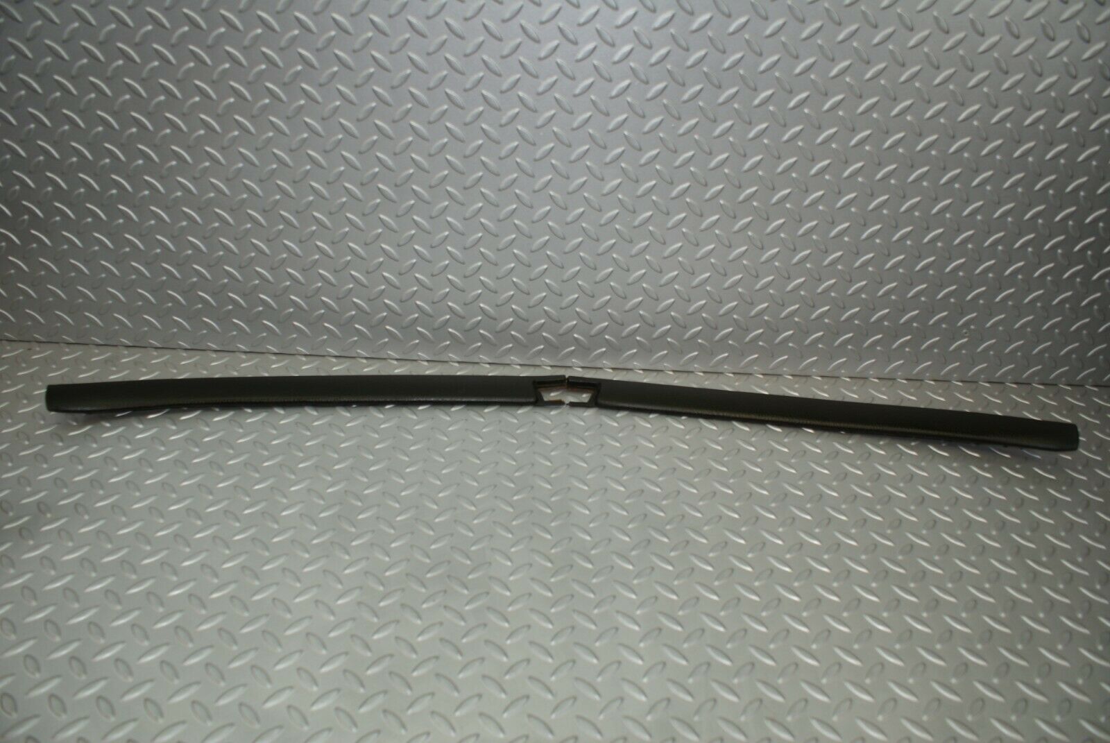 3128 Mercedes-Benz W115 220D Interior Roof Panel Trim