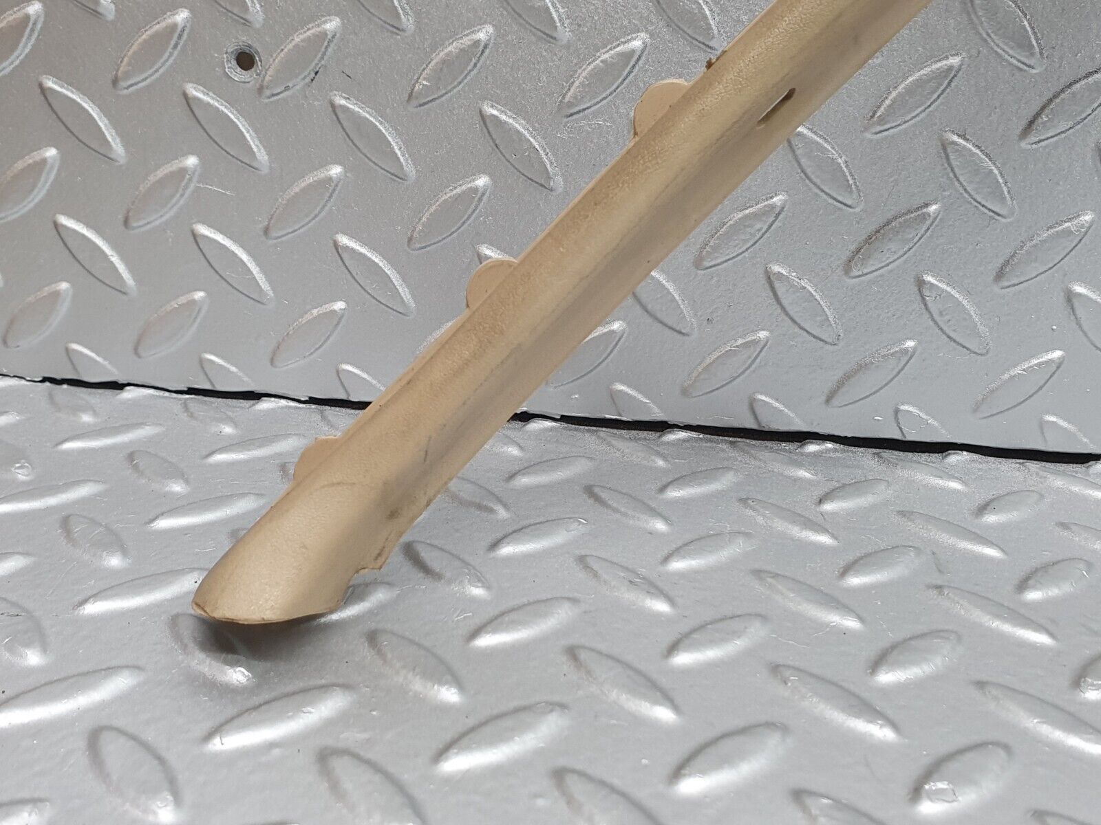 41156 Mercedes-Benz W126 300SE Rear Left Inner Window Frame Cover 1267350571