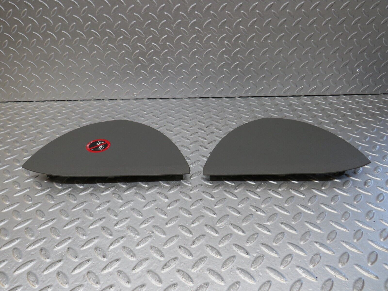 35204 Mercedes-Benz W221 Dashboard Side Cover Panel Pair Grey 2216890108