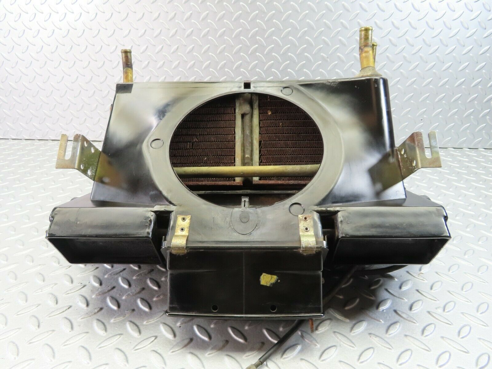 8048 Mercedes-Benz W115 220D Heater Box Blower Housing Behr