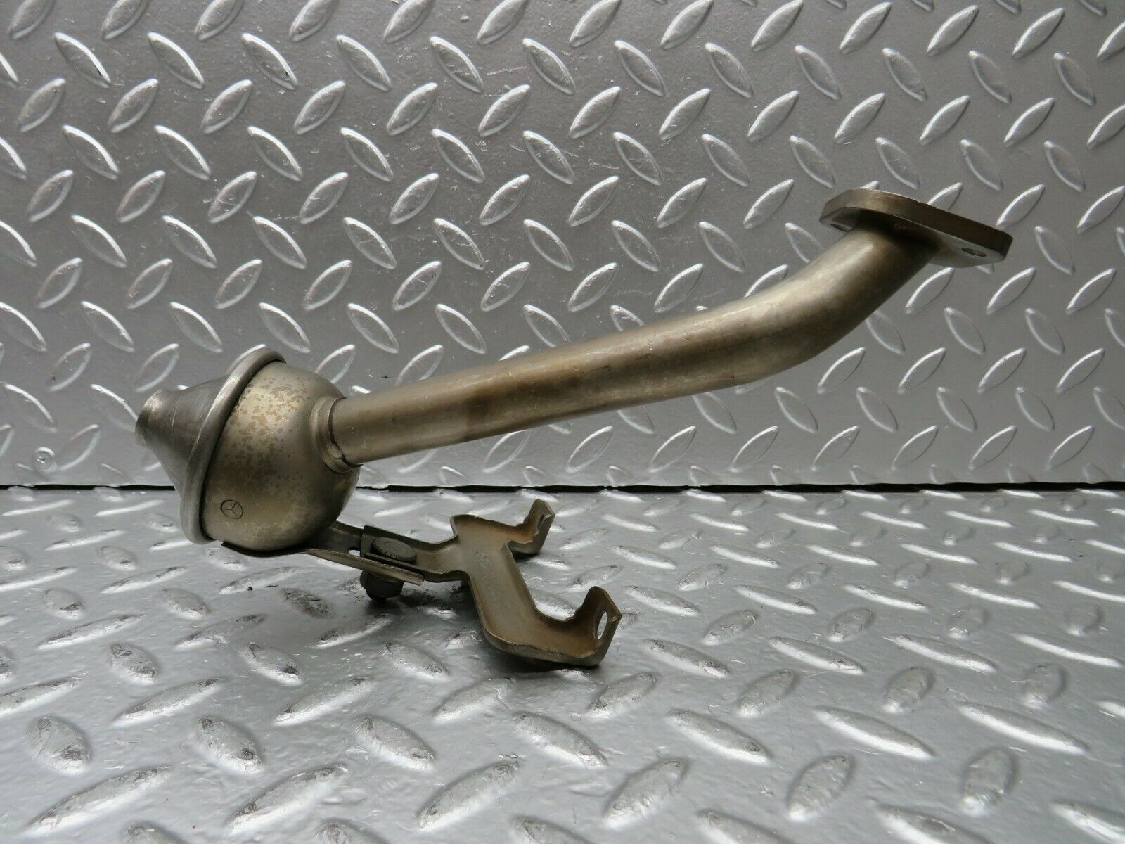 23079 Mercedes-Benz C123 230CE Coupe Oil Pump Filter 1021800440