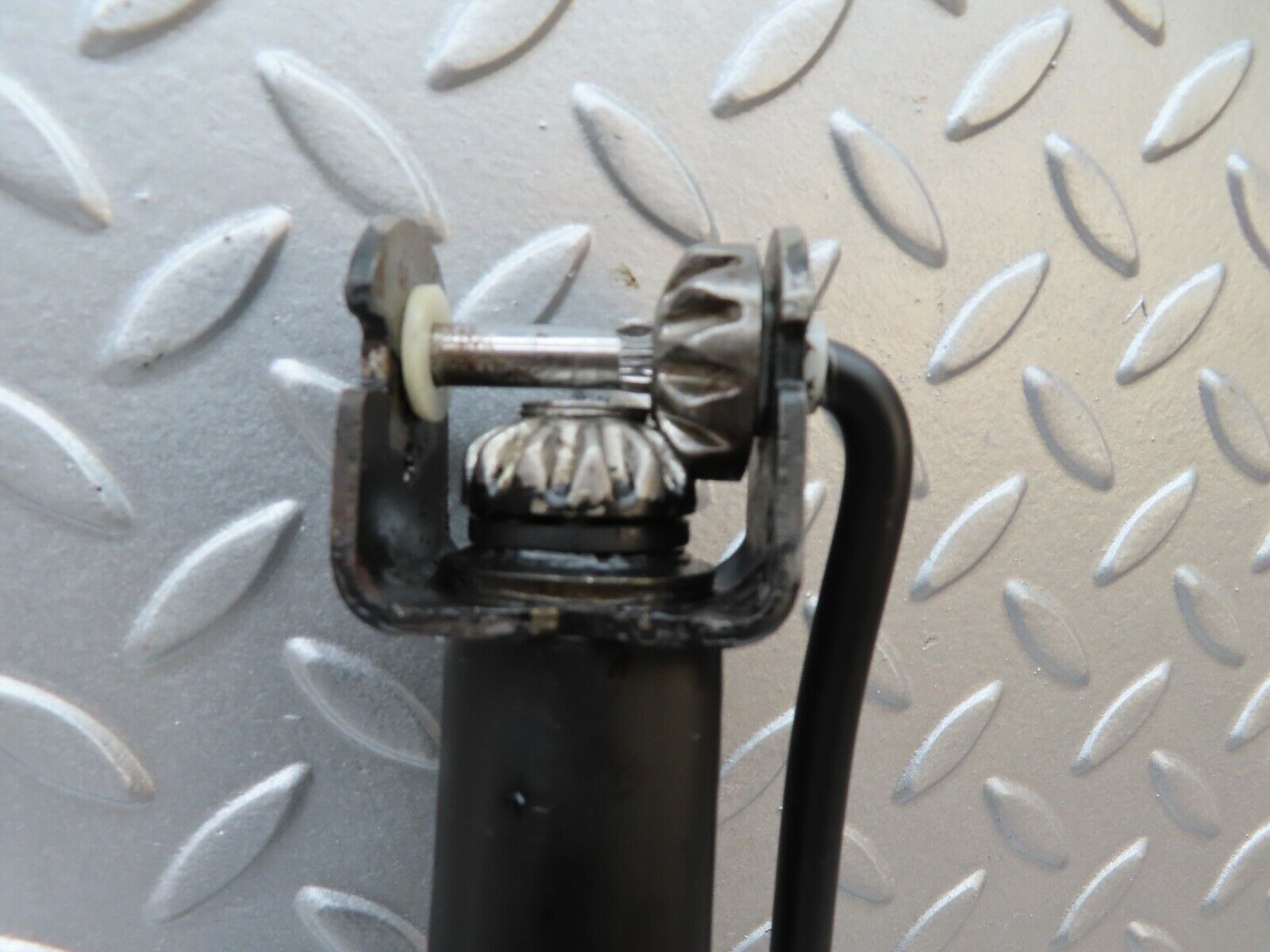 19647 Mercedes-Benz C140 CL420 Coupe Car Jack 1405830015