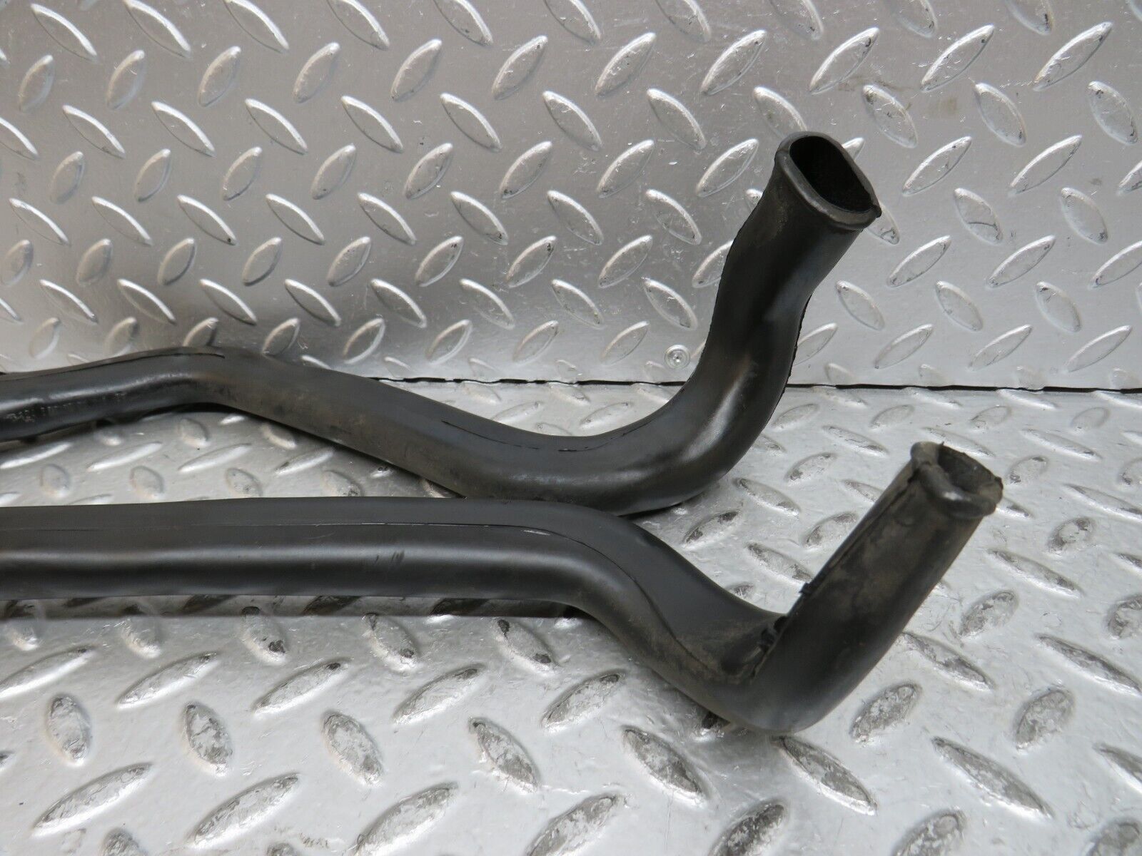 29156 Mercedes-Benz C124 320CE Water Drain Hose Pair 1246280394 1246280194