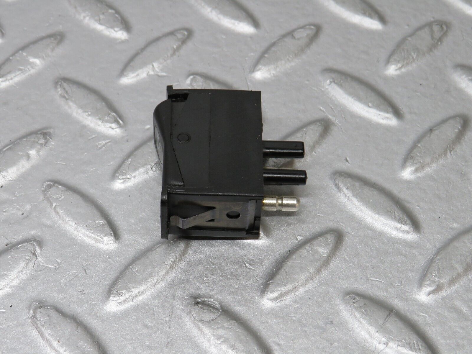 36119 Mercedes-Benz W126 420SE Interior Light Switch 0008205910