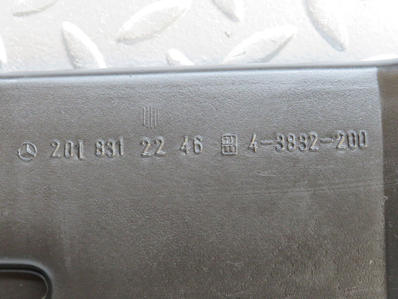 33579 Mercedes-Benz W201 190E 2.0L Air Duct Heater Ventilation Right 2018312246