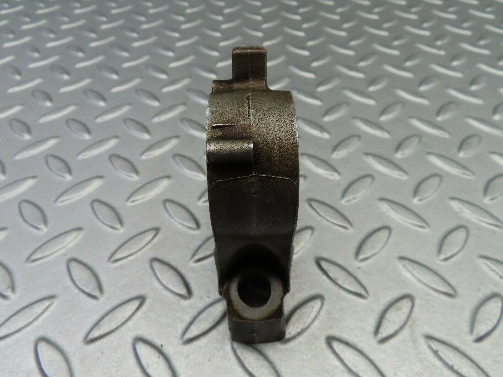 6273 Mercedes-Benz W126 380SE Camshaft Bearing Tower 1160513610