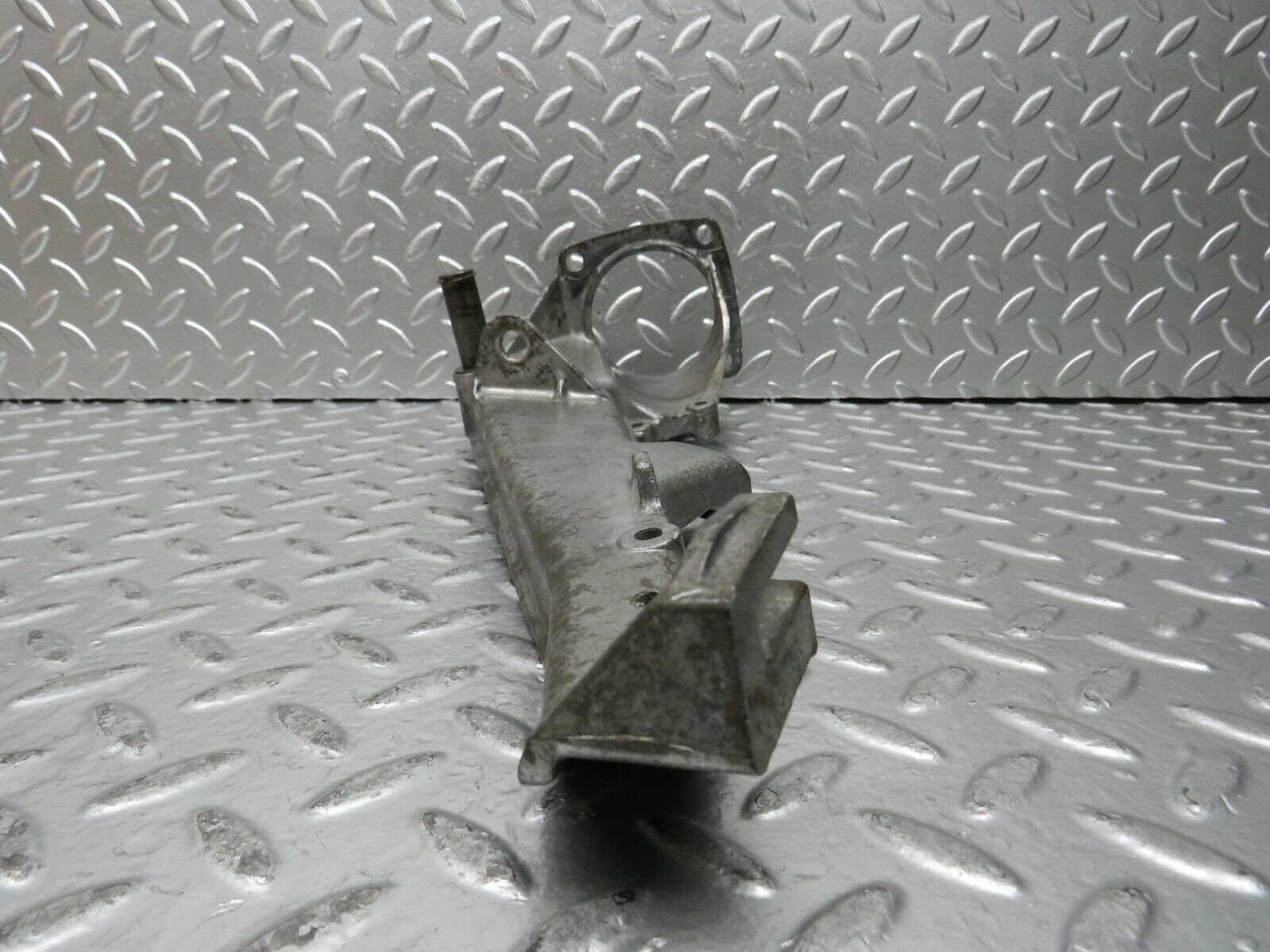 23794 Mercedes-Benz C107 450SLC Coupe Brake Pedal Bracket 1072941101