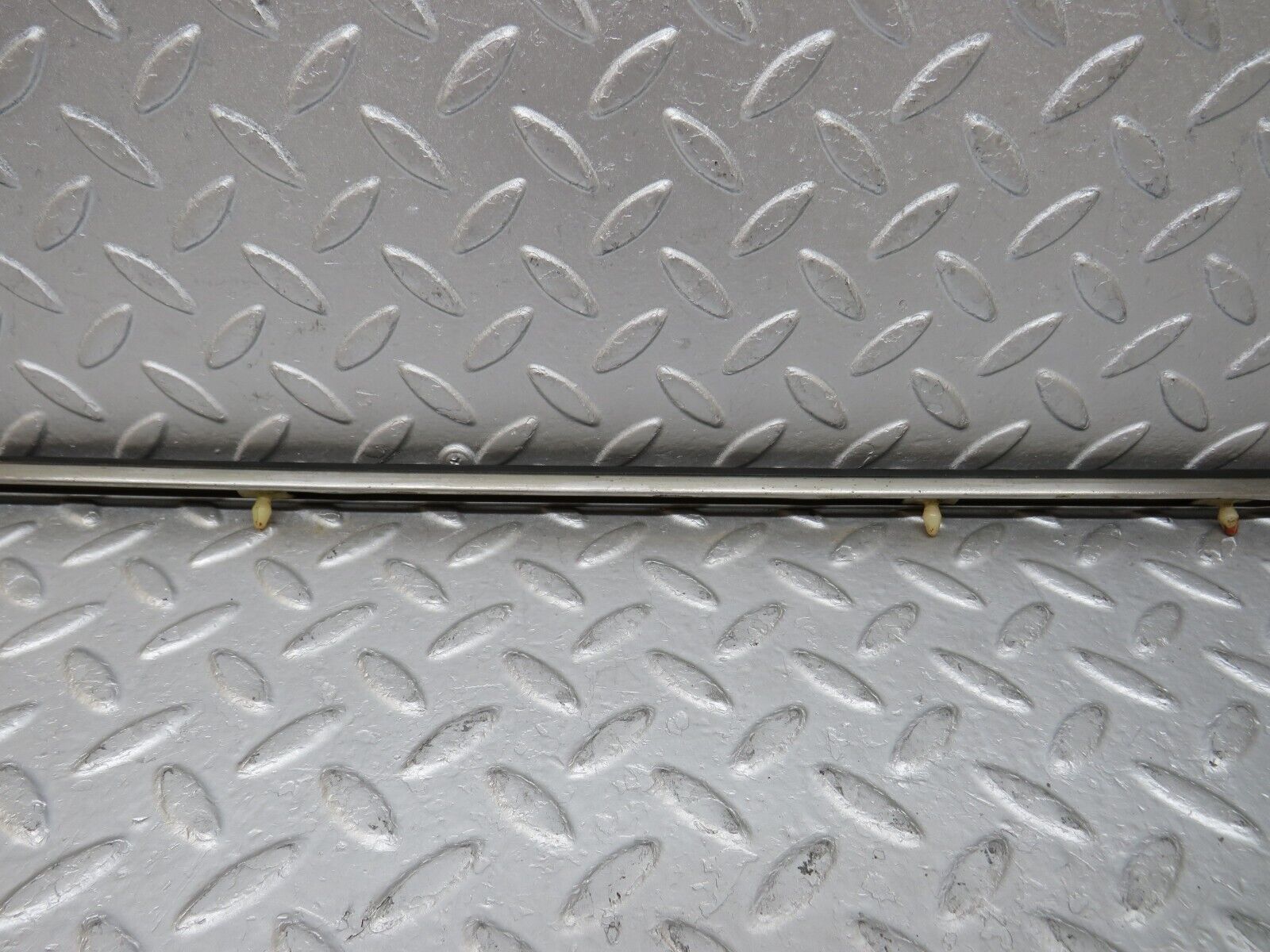 35775 Mercedes-Benz W108 Rear Right Door Centre Moulding Trim