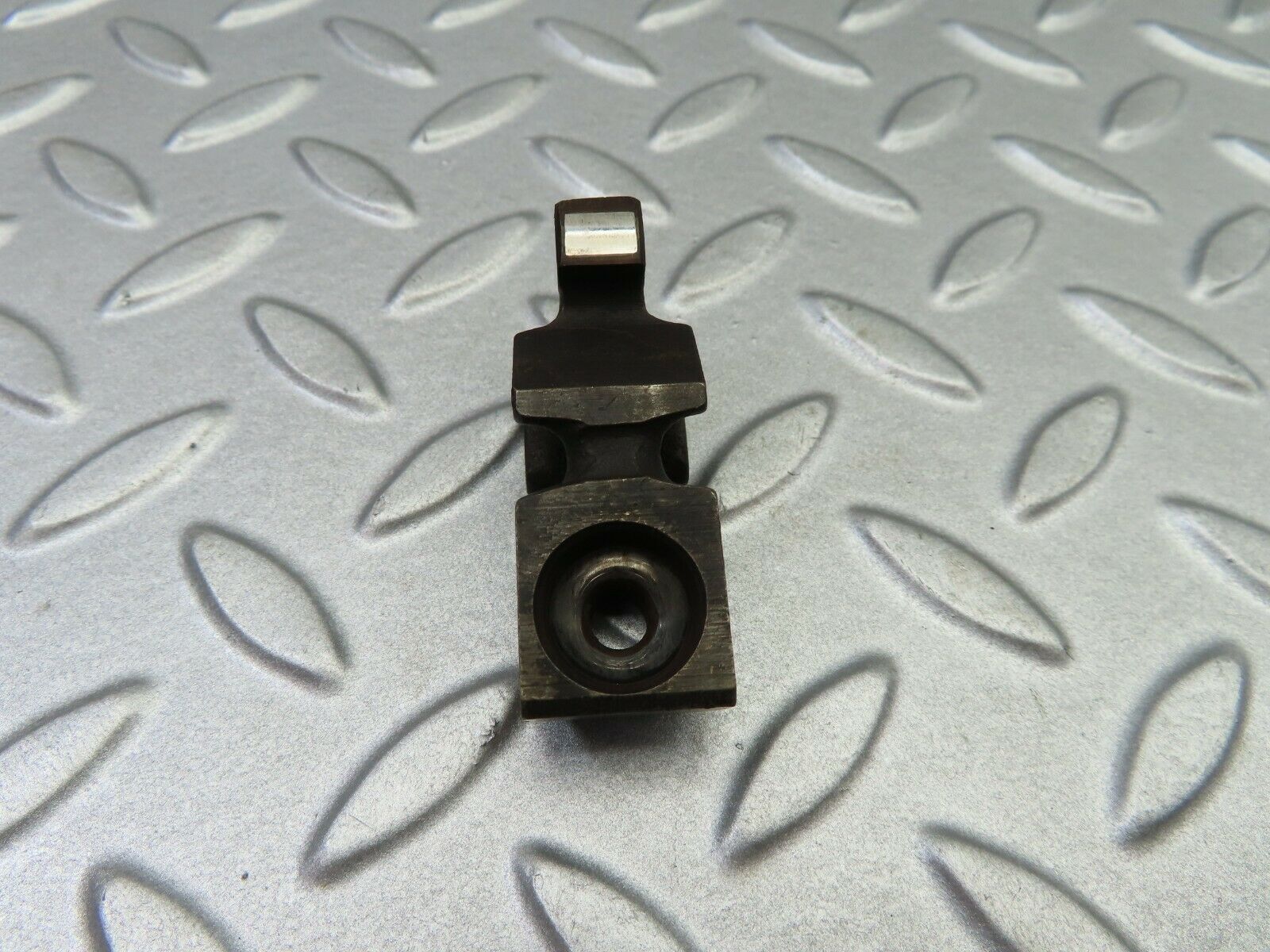 6289 Mercedes-Benz W126 380SE Rocker Arm