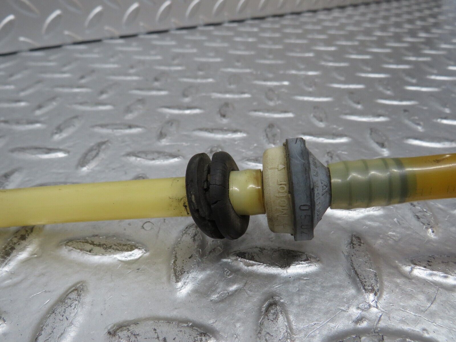 29772 Mercedes-Benz W123 230E Brake Servo Vacuum Pipe