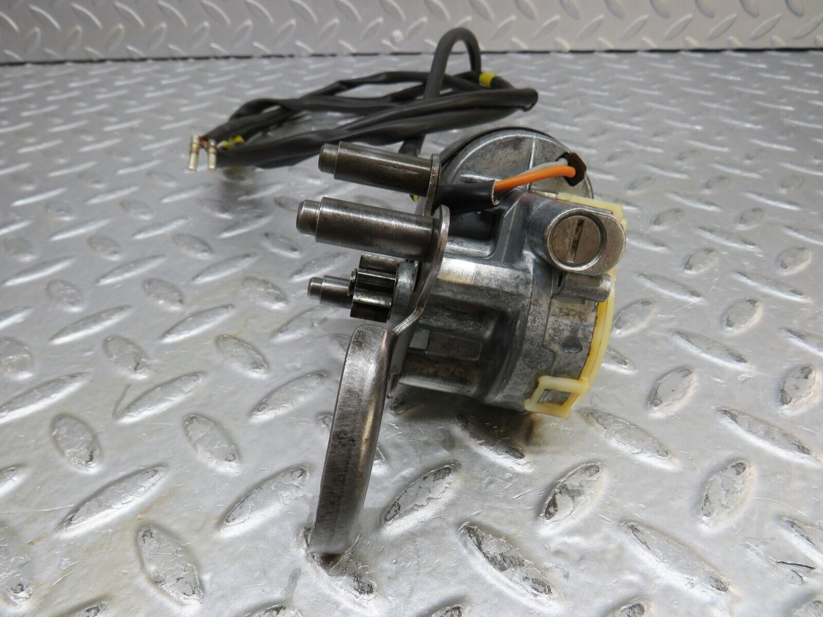 37063 Mercedes-Benz C126 420SEC Coupe Front Left Seat Backrest Adjustment Motor 0390216690