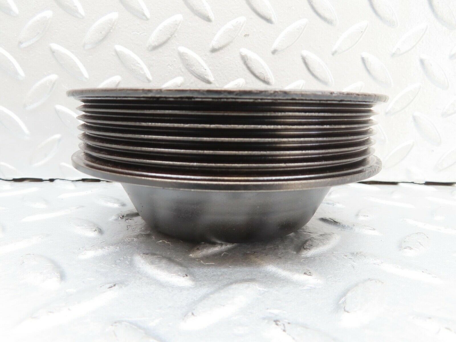 16432 Mercedes-Benz W124 260E Water Pump Pulley 1264600379