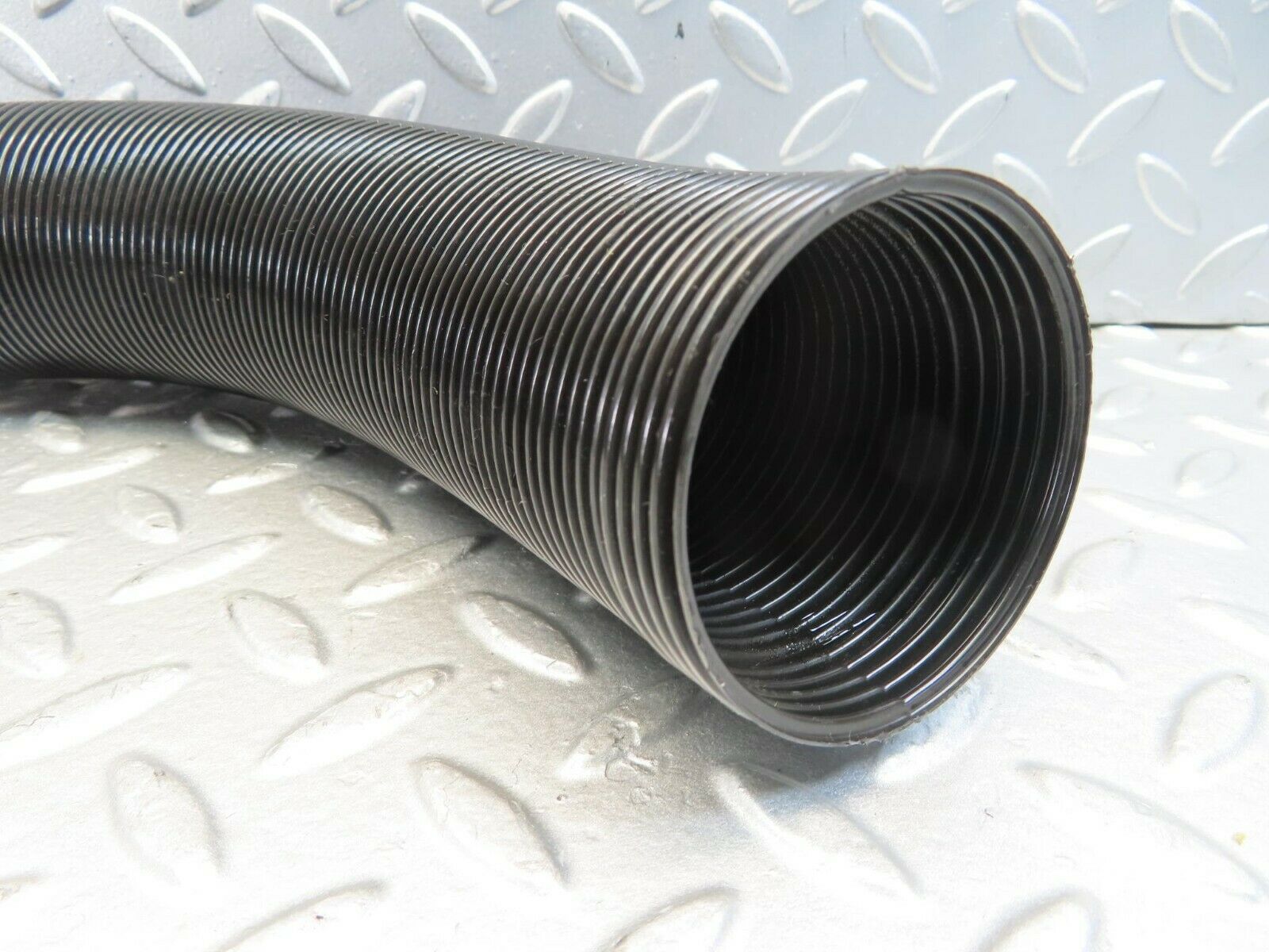 11417 Mercedes-Benz C123 230CE Coupe Air Duct Pipe Hose Left