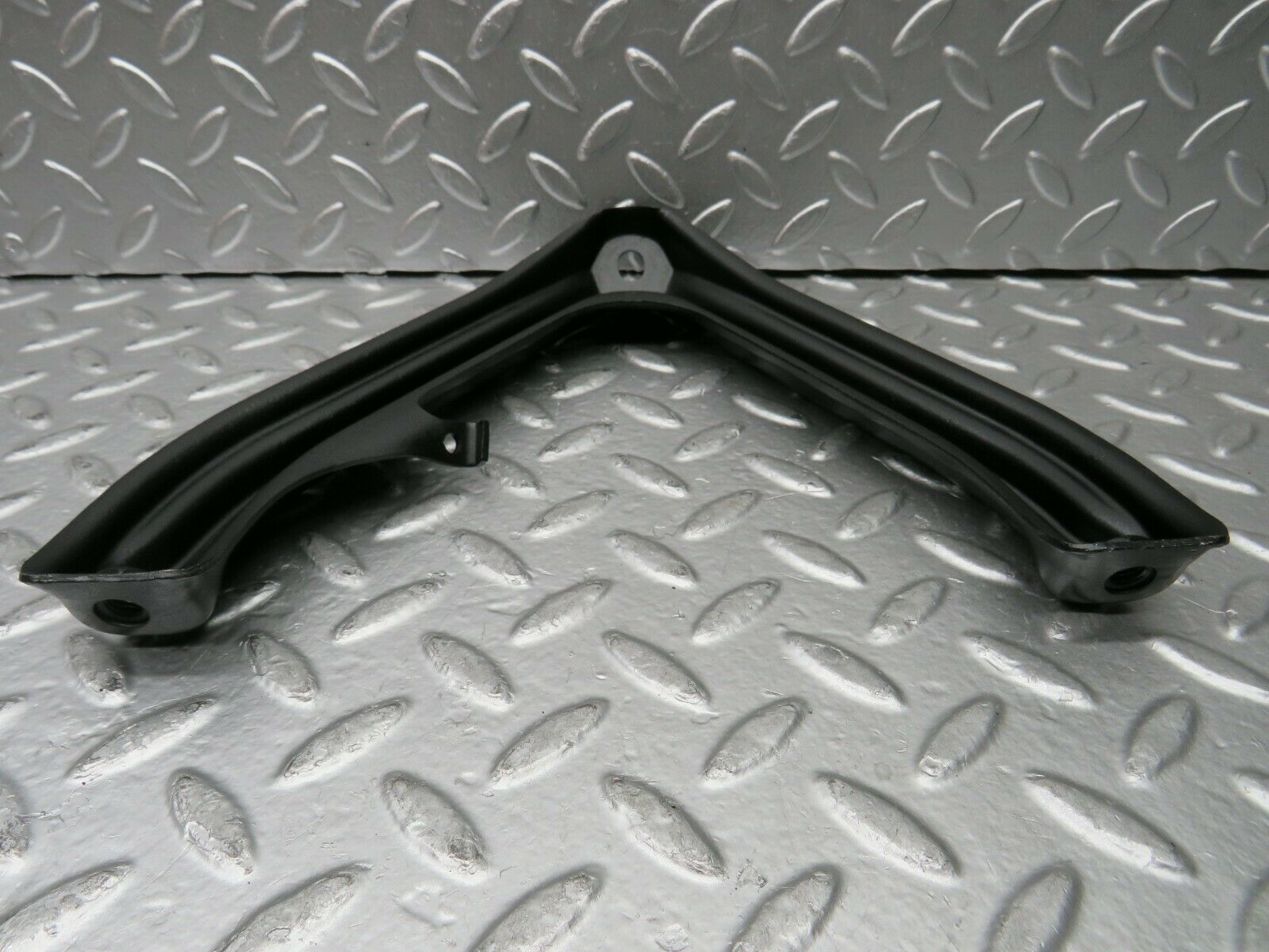 23054 Mercedes-Benz C123 230CE Coupe Air Intake Manifold Bracket