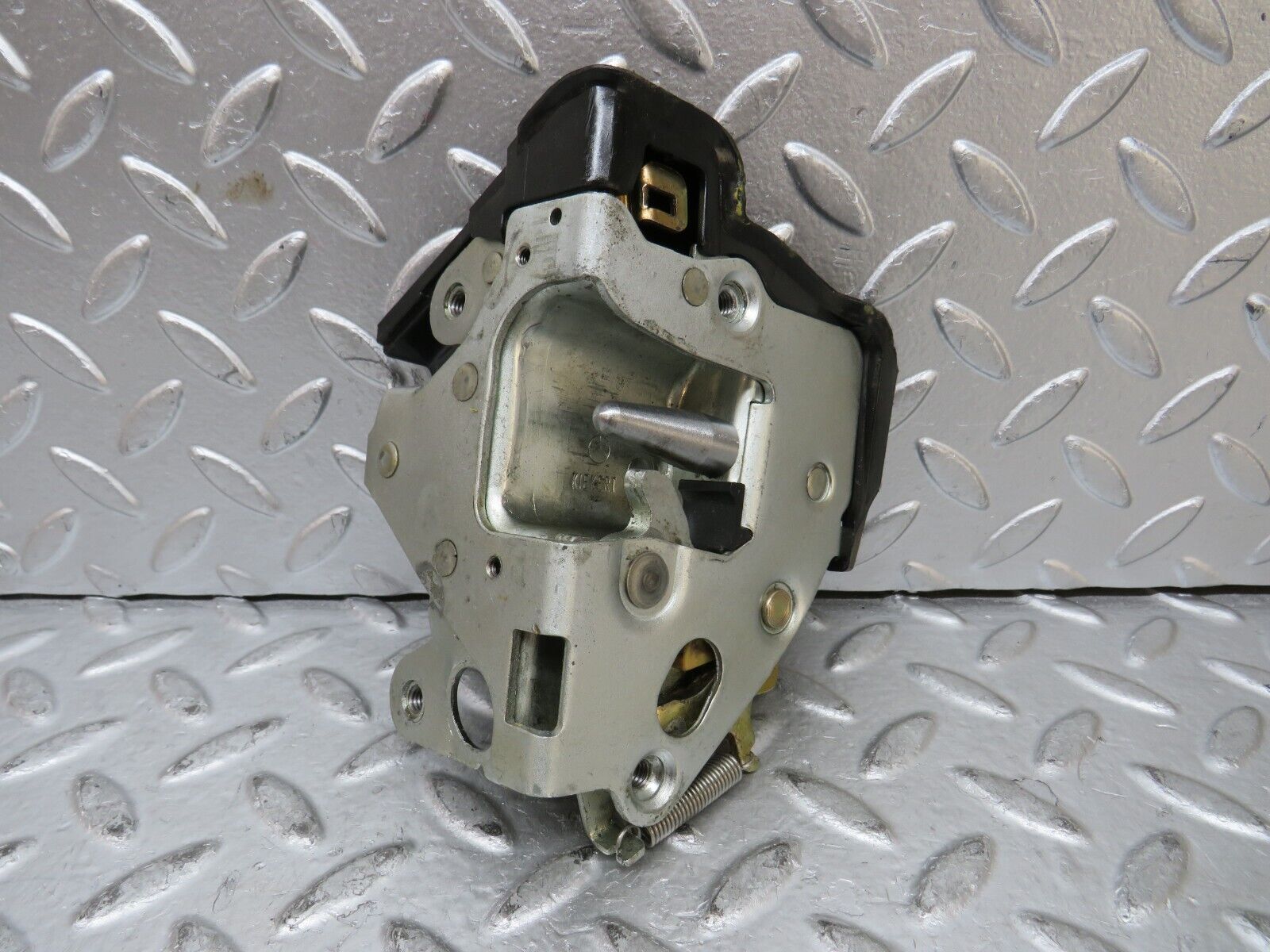 27403 Mercedes-Benz W123 280E Rear Right Door Lock Mechanism 1237230208