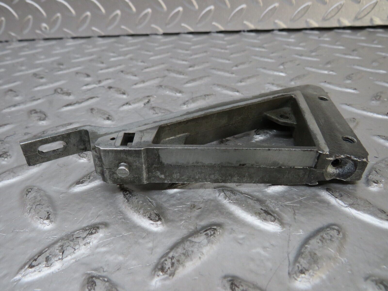 26106 Mercedes-Benz W116 450SE Right Wing Mirror Bracket 1167250041