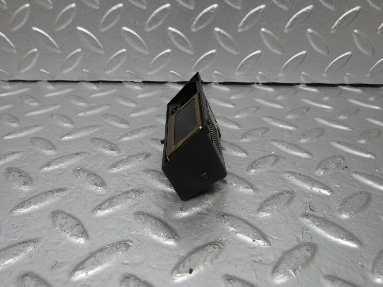 24946 Mercedes-Benz W140 S320 Parking Sensor Display Light 0005427923