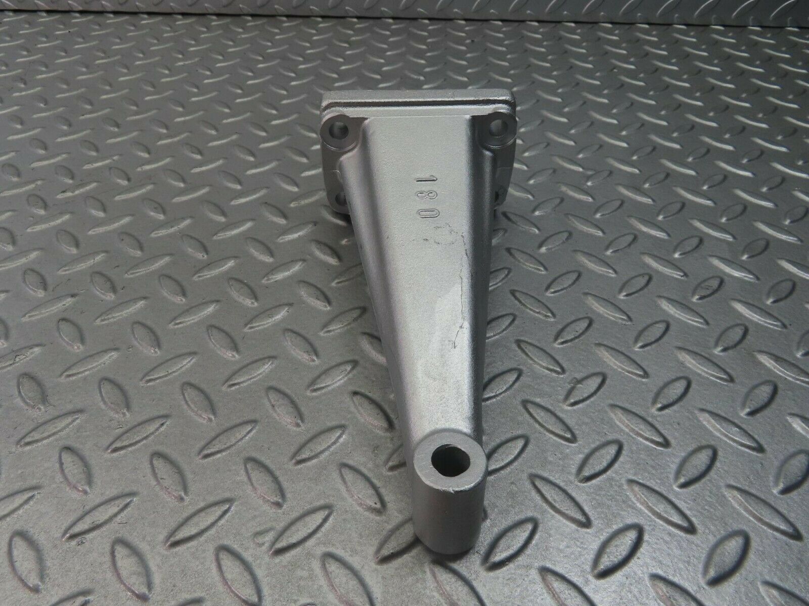 8329 Mercedes-Benz W108 Engine Mount Bracket Right Side 1802232504