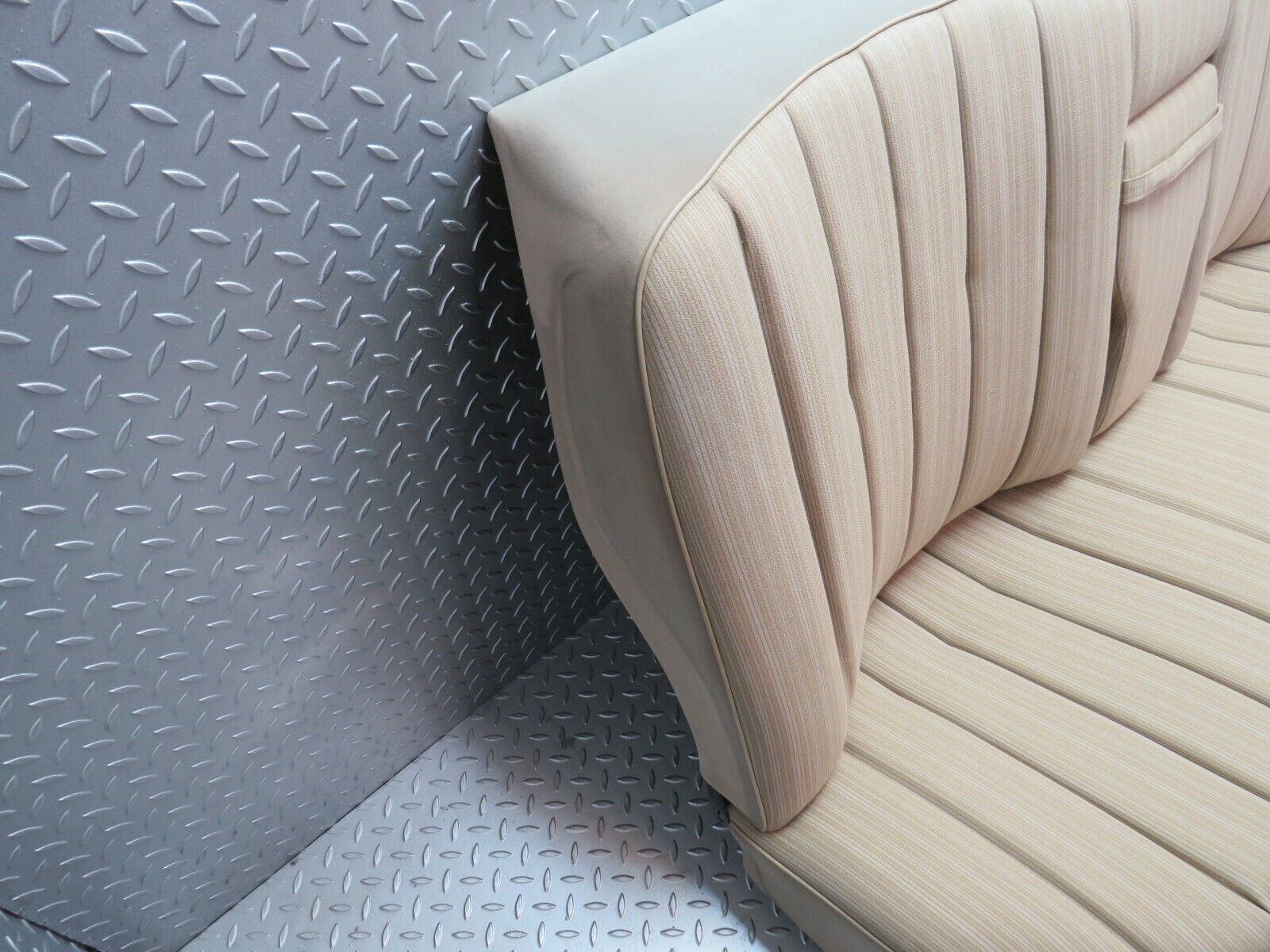 29491 Mercedes-Benz W124 230E Rear Seat